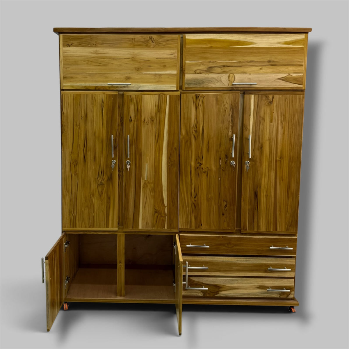 Closet Teka Wood 4 Puertas Macizo/Triple Teka a los Lados